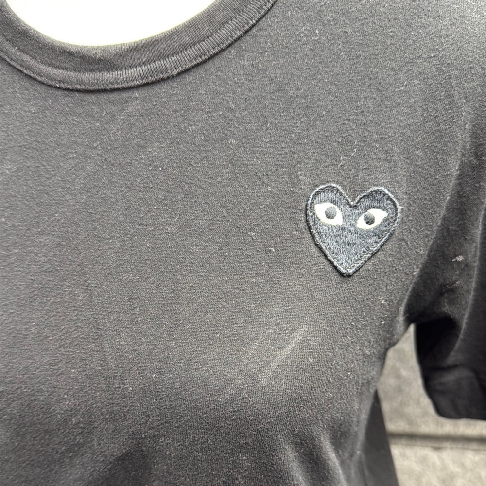 Comme des Garcons Black Play T-Shirt - Picture 3 of 4